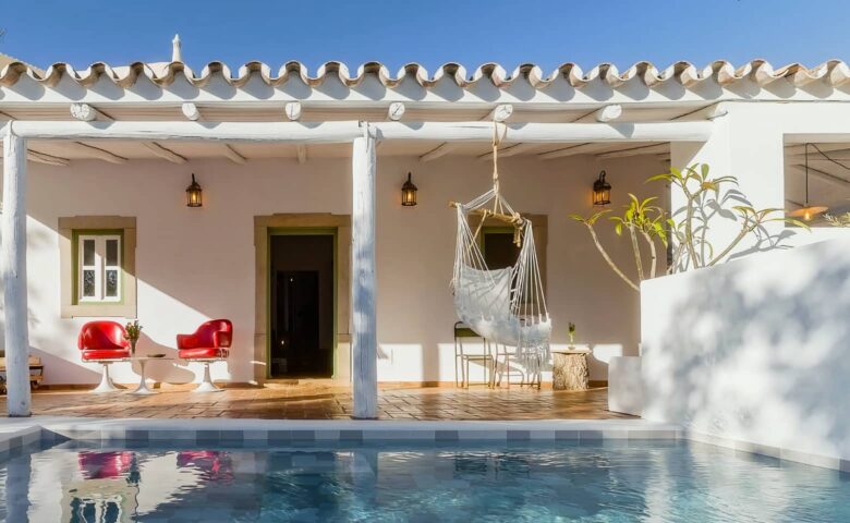 https://www.welcomebeyond.com/app/uploads/dynamic/properties/19252/casa-sao-braz-villa-rentals-portugal-faro-5-0x480-c-center.jpg