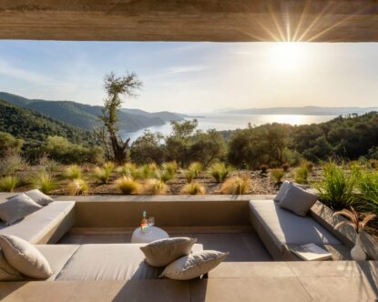 The Best Luxury Villa Rentals & Beach Houses in Greece